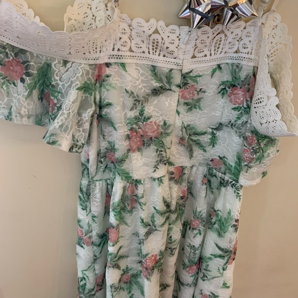 Disney Dress Youth Medium - Picture 3 of 3